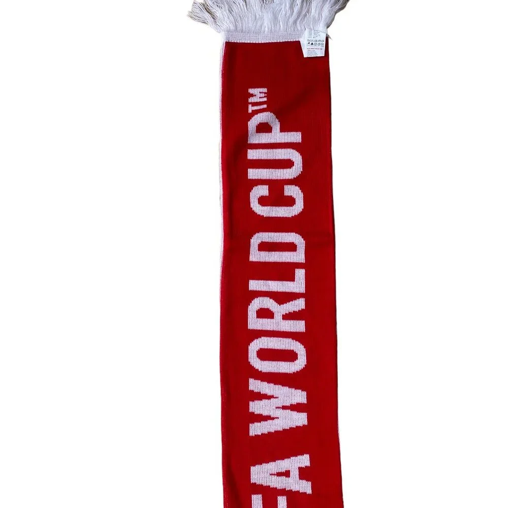 NWOT Budweister King of Beers FIFA 2018 Soccer World Cup Russia Unisex Scarf